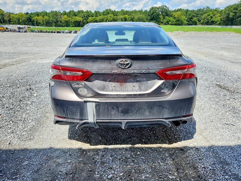 Auction sale of the 2018 Toyota Camry, vin: 4T1B11HKXJU028279, lot number: 65013866