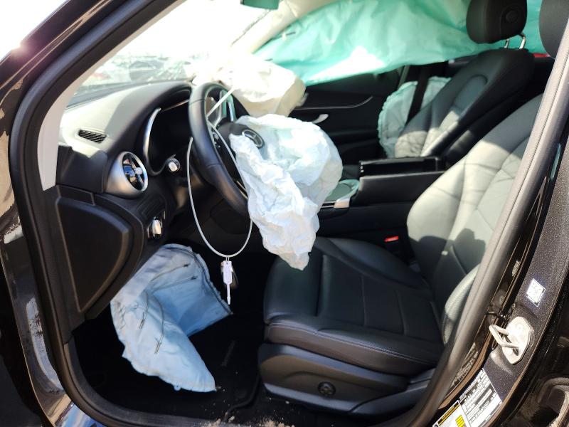 64732616 :رقم المزاد ، W1N0G8DBXMV263877 vin ، 2021 Mercedes-benz Glc مزاد بيع
