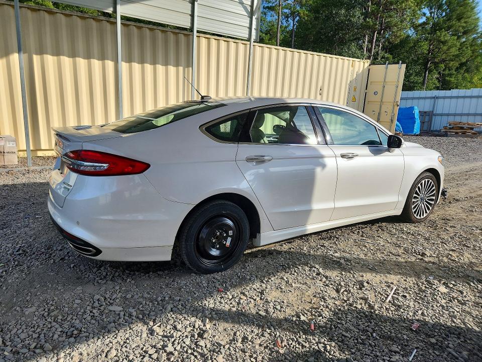 64420936 :رقم المزاد ، 3FA6P0K96HR244979 vin ، 2017 Ford Fusion مزاد بيع