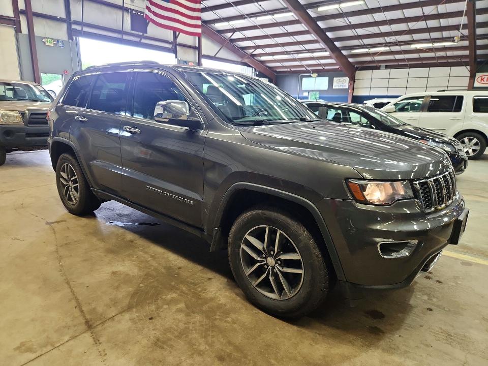 Продажа на аукционе авто 2017 Jeep Grand Cherokee, vin: 1C4RJFBG6HC853398, номер лота: 63892396