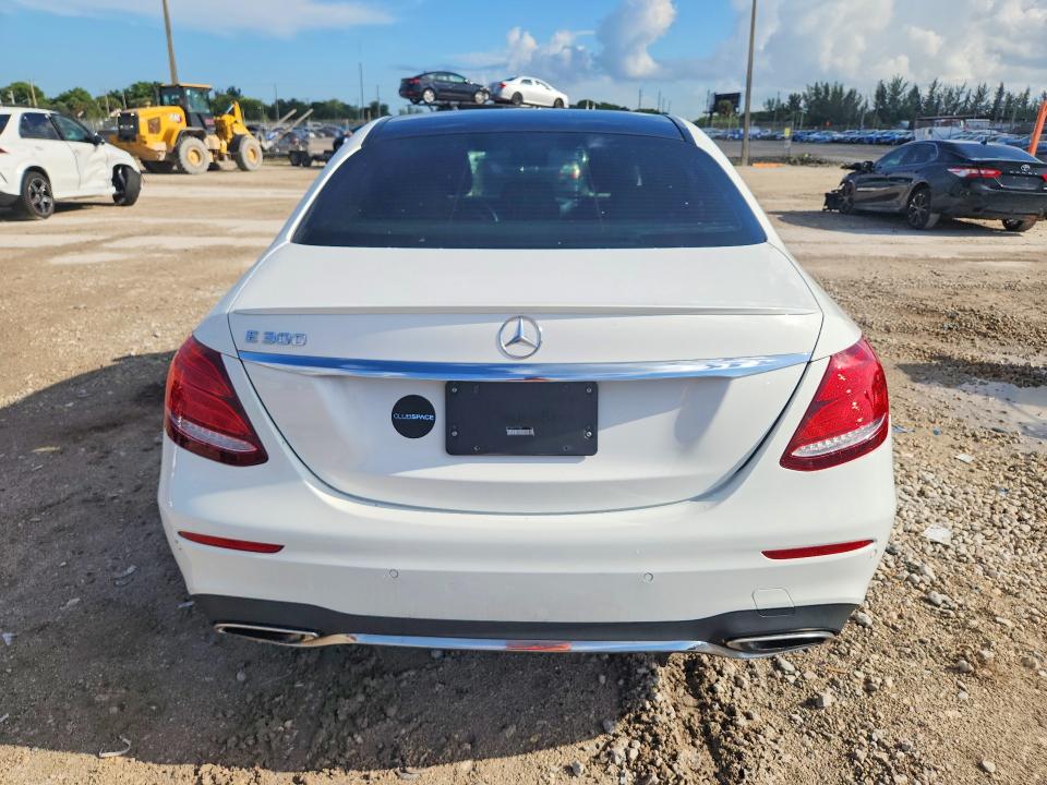 Продажа на аукционе авто 2018 Mercedes-benz E, vin: WDDZF4JB7JA471738, номер лота: 66698616