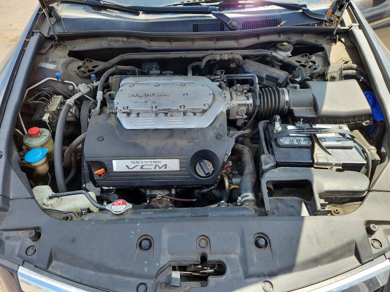 66752716 :رقم المزاد ، 1HGCP3F89BA032919 vin ، 2011 Honda Accord مزاد بيع