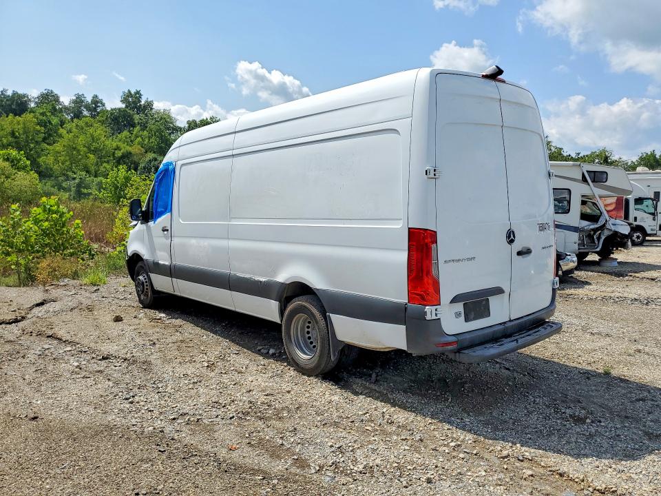65084716 :رقم المزاد ، W1Y8EC3Y6LP251815 vin ، 2020 Mercedes-benz Sprinter مزاد بيع