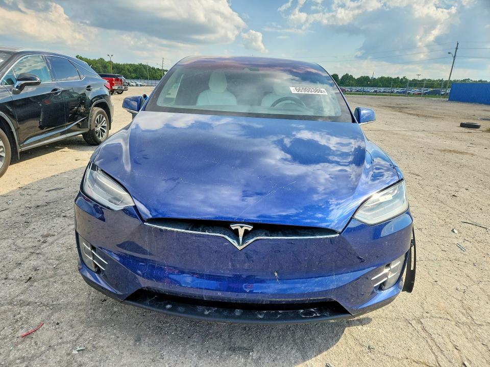 66900386 :رقم المزاد ، 5YJXCAE23GF012967 vin ، 2016 Tesla Model X مزاد بيع