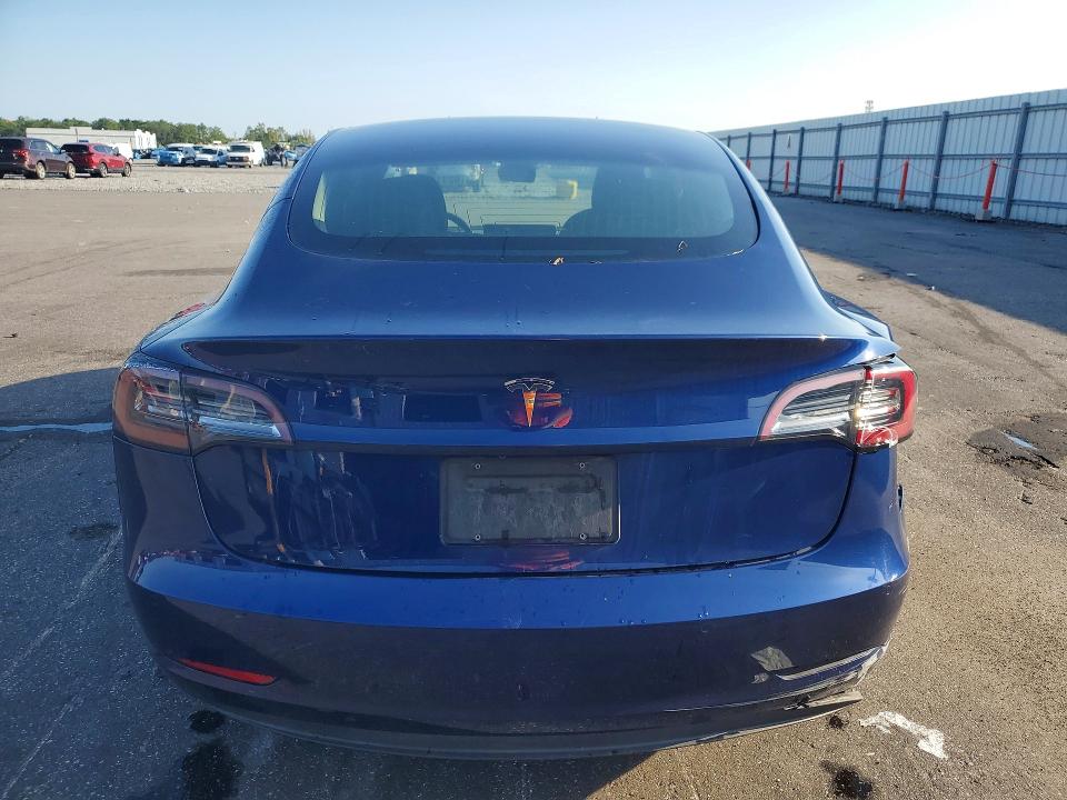 Продажа на аукционе авто 2019 Tesla Model 3, vin: 5YJ3E1EA5KF416555, номер лота: 62117496