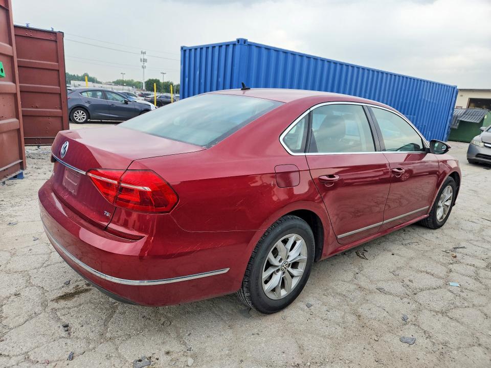 64118206 :رقم المزاد ، 1VWAT7A33GC012050 vin ، 2016 Volkswagen Passat مزاد بيع