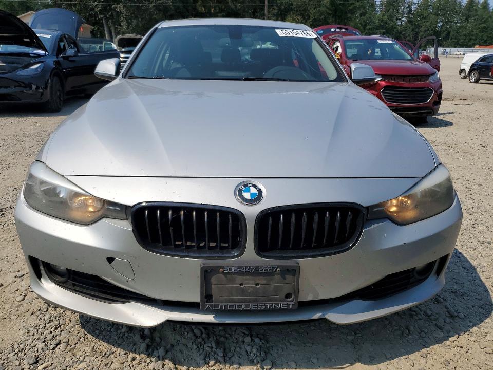 2013 Bmw 328 მანქანა იყიდება აუქციონზე, vin: WBA3B3C55DF540895, აუქციონის ნომერი: 65154786