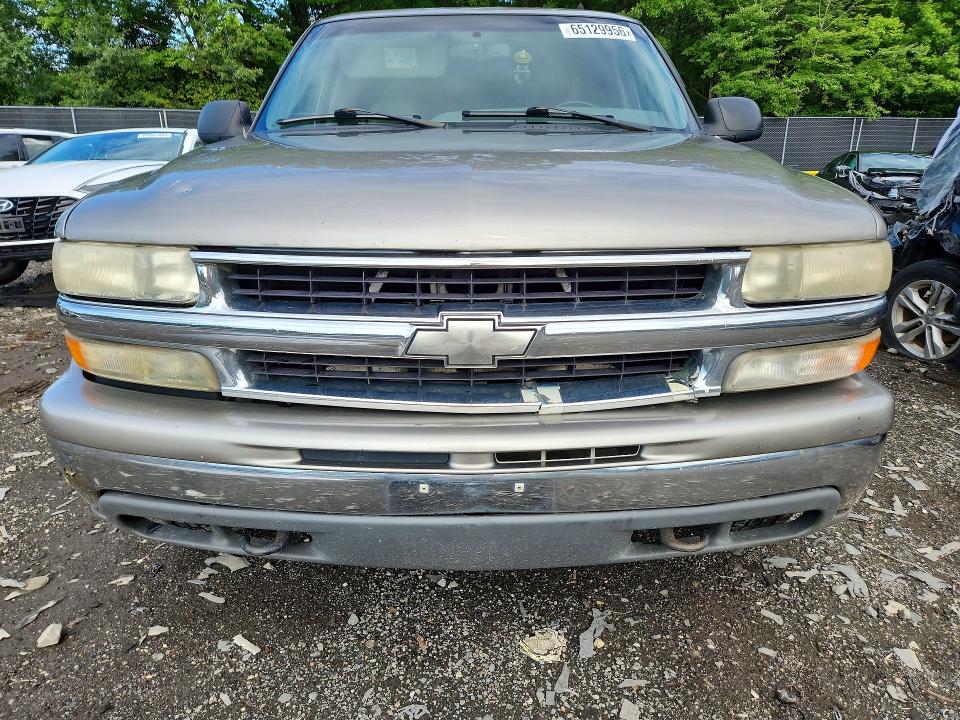 Продажа на аукционе авто 2002 Chevrolet Suburban, vin: 3GNFK16ZX2G243143, номер лота: 65129956