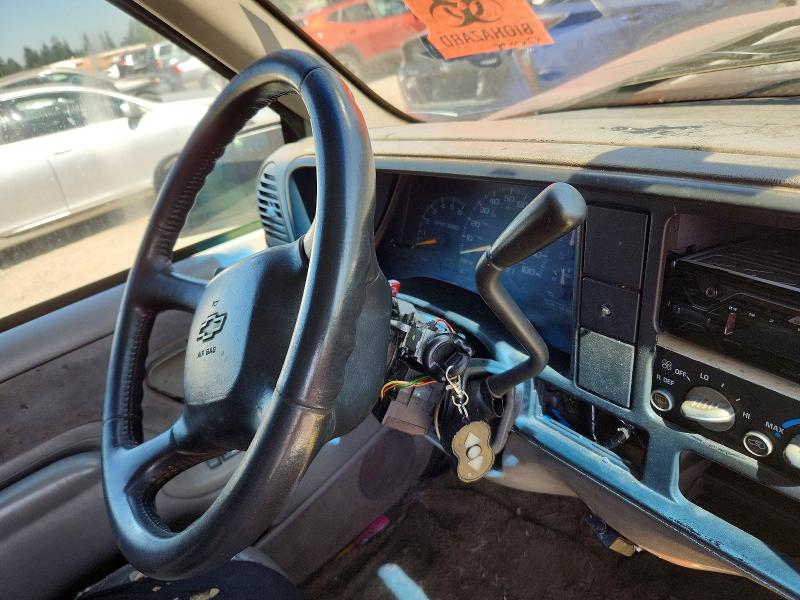 66070996 :رقم المزاد ، 1GNEK13R9XJ525263 vin ، 1999 Chevrolet Tahoe مزاد بيع