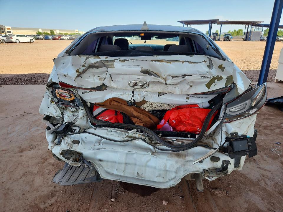 2017 Hyundai Elantra მანქანა იყიდება აუქციონზე, vin: 5NPD84LF5HH040249, აუქციონის ნომერი: 63775566