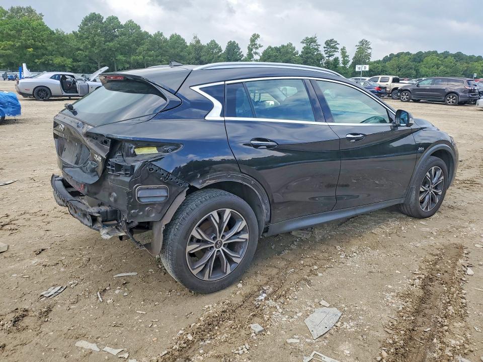 61102836 :رقم المزاد ، SJKCH5CR7KA008832 vin ، 2019 Infiniti Qx30 مزاد بيع