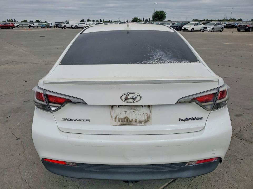 2016 Hyundai Sonata Hybrid მანქანა იყიდება აუქციონზე, vin: KMHE24L15GA014374, აუქციონის ნომერი: 64947706