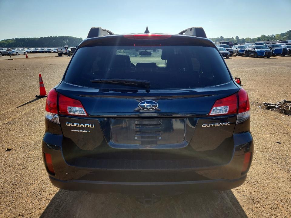 Продаж на аукціоні авто 2014 Subaru Outback, vin: 4S4BRCPCXE3269463, номер лоту: 64301586