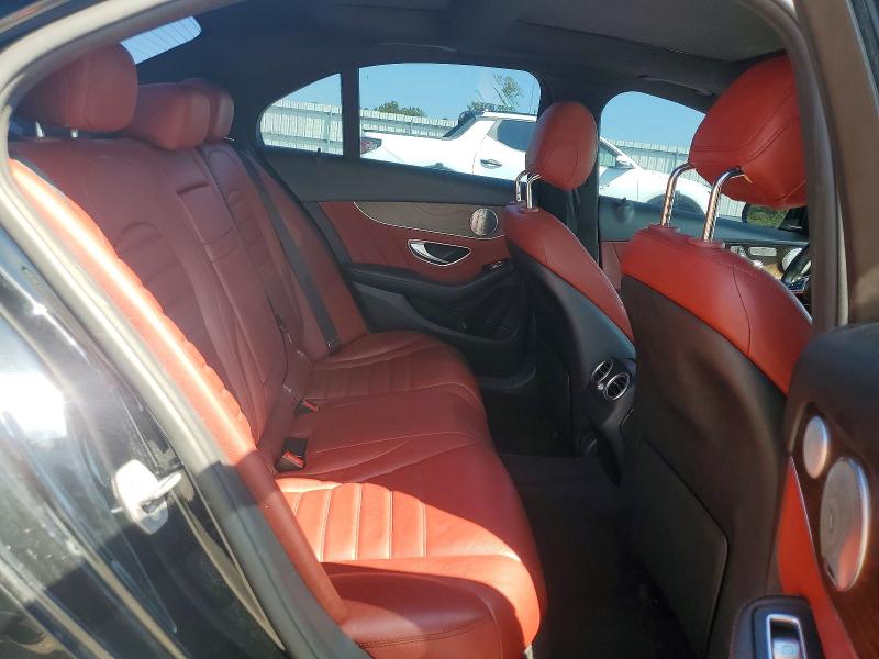 65595376 :رقم المزاد ، 55SWF4JB3JU265318 vin ، 2018 Mercedes-benz C مزاد بيع