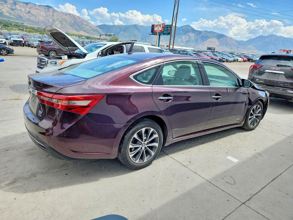 66114166 :رقم المزاد ، 4T1BD1EB4JU064075 vin ، 2018 Toyota Avalon Hybrid مزاد بيع