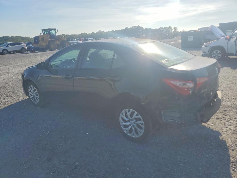 65601086 :رقم المزاد ، 5YFBURHE8JP848751 vin ، 2018 Toyota Corolla مزاد بيع