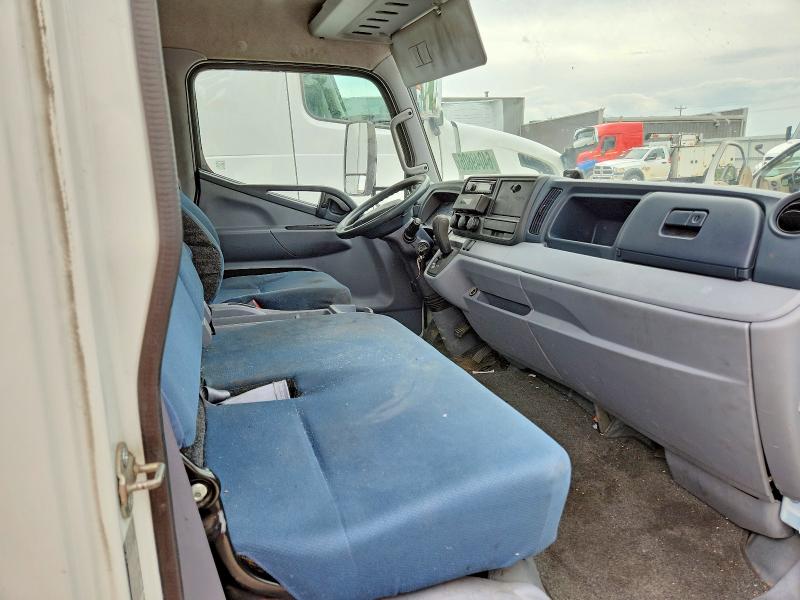 Продаж на аукціоні авто 2017 Mitsubishi Fuso Fe, vin: JL6CRE1A1HK002371, номер лоту: 64049806