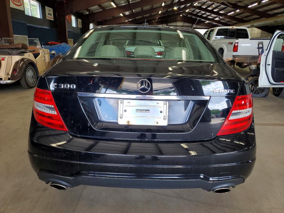 Продажа на аукционе авто 2012 Mercedes-benz C, vin: WDDGF8BB2CA704943, номер лота: 65138446