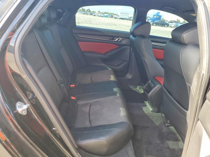 64633416 :رقم المزاد ، 1HGCV1F30MA034009 vin ، 2021 Honda Accord مزاد بيع
