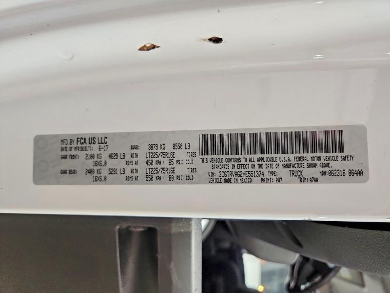 64788436 :رقم المزاد ، 3C6TRVAG2HE551374 vin ، 2017 Ram Promaster 1500 مزاد بيع