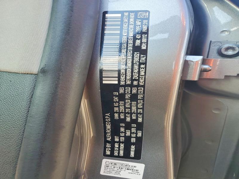 64332996 :رقم المزاد ، ZASFAKAN1J7B83521 vin ، 2018 Alfa Romeo Stelvio مزاد بيع