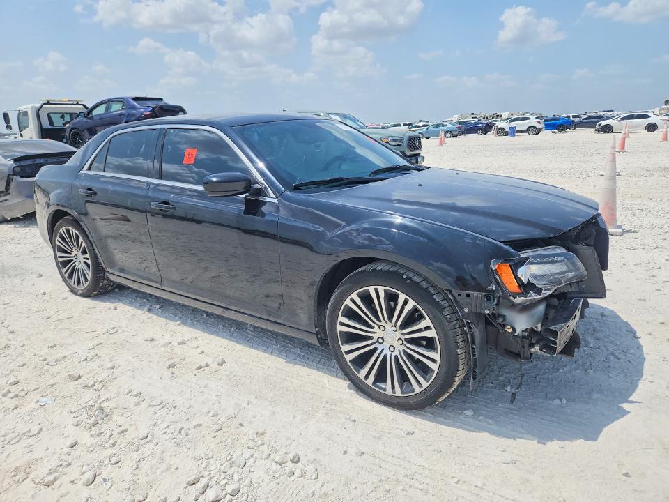 2014 Chrysler 300 მანქანა იყიდება აუქციონზე, vin: 2C3CCABG4EH202965, აუქციონის ნომერი: 61647276