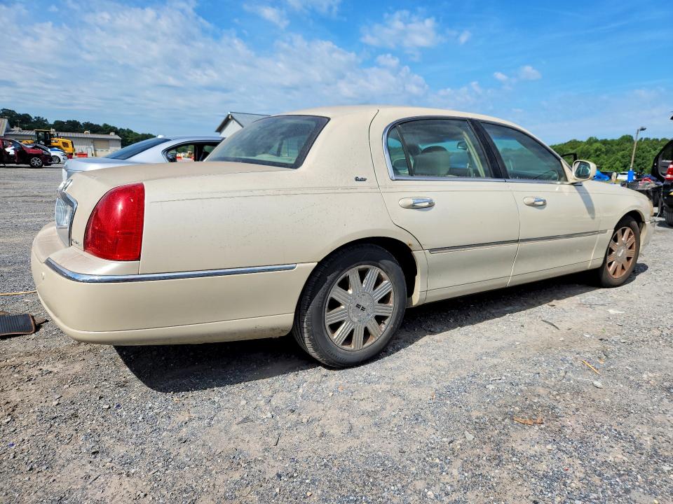 Aukcja sprzedaży 2003 Lincoln Town Car, vin: 1LNHM83W83Y643879, numer aukcji: 65158936