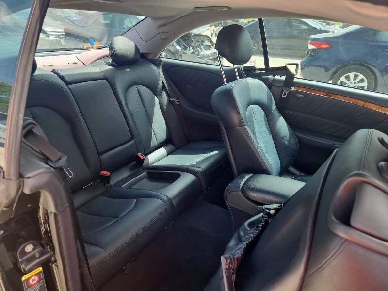 64309686 :رقم المزاد ، WDBTJ75J95F142435 vin ، 2005 Mercedes-benz Clk مزاد بيع