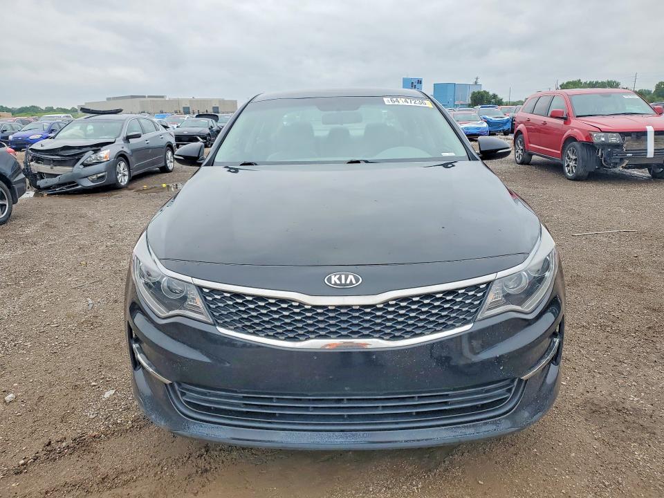 2017 Kia Optima მანქანა იყიდება აუქციონზე, vin: 5XXGU4L38HG137598, აუქციონის ნომერი: 64147236