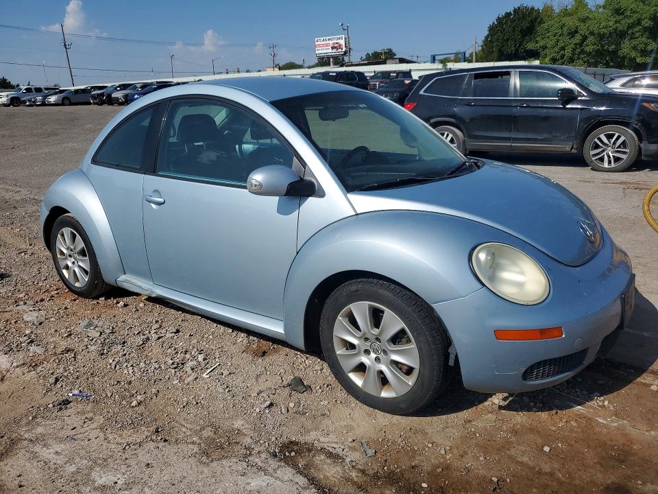 2010 Volkswagen New Beetle მანქანა იყიდება აუქციონზე, vin: 3VWPW3AG7AM012085, აუქციონის ნომერი: 64510936