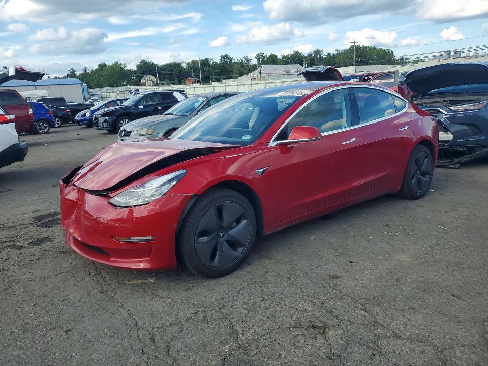 66190436 :رقم المزاد ، 5YJ3E1EAXJF027571 vin ، 2018 Tesla Model 3 مزاد بيع