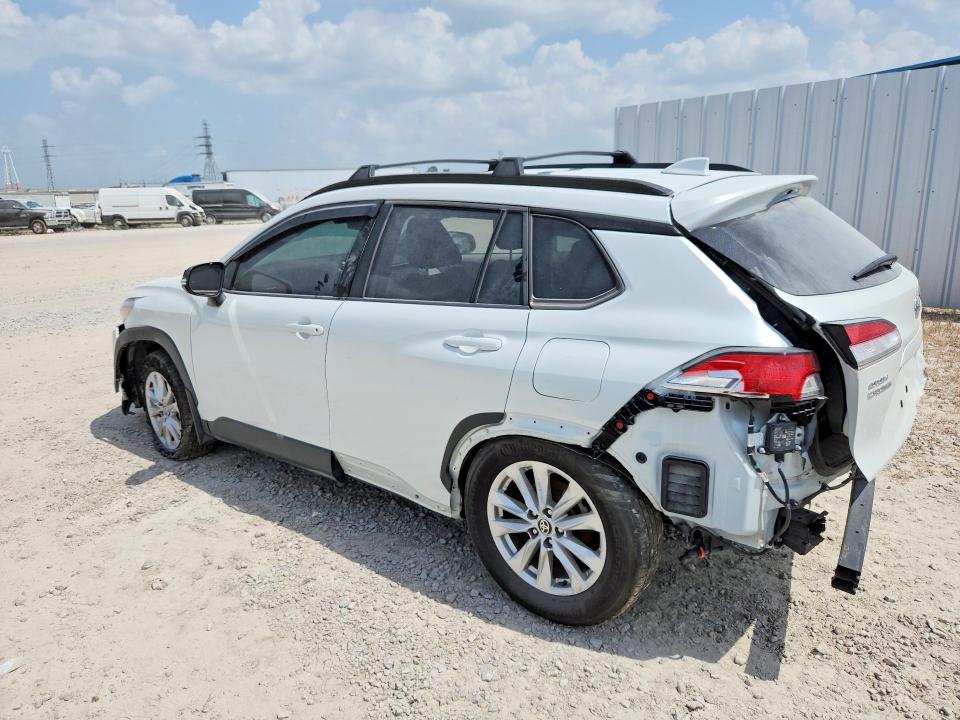 63886376 :رقم المزاد ، 7MUCAAAG3PV046608 vin ، 2023 Toyota Corolla Cross مزاد بيع