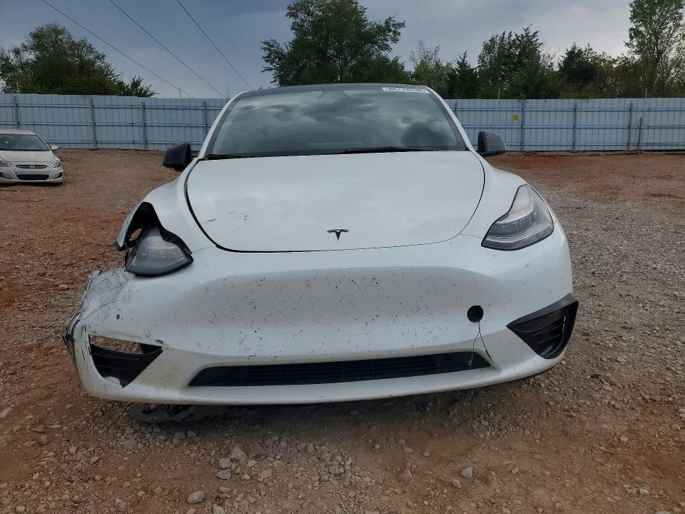 66228936 :رقم المزاد ، 5YJYGDEE4MF185798 vin ، 2021 Tesla Model Y مزاد بيع