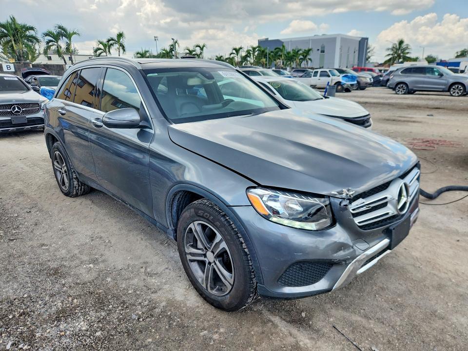 64536616 :رقم المزاد ، WDC0G4JB0GF089072 vin ، 2016 Mercedes-benz Glc مزاد بيع