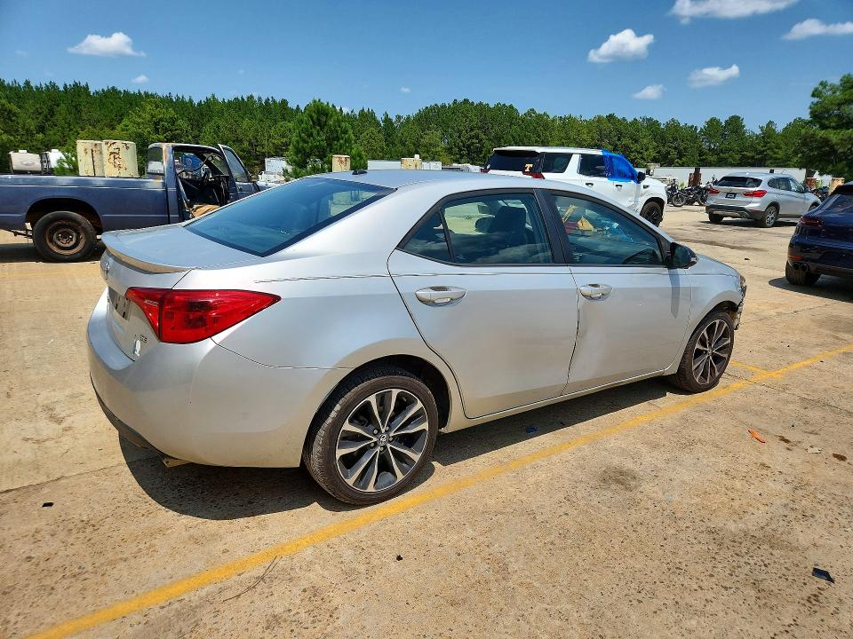 2017 Toyota Corolla მანქანა იყიდება აუქციონზე, vin: 5YFBURHE5HP599108, აუქციონის ნომერი: 64456946