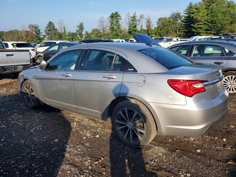 2013 Chrysler 200 მანქანა იყიდება აუქციონზე, vin: 1C3CCBCG1DN578209, აუქციონის ნომერი: 65436386