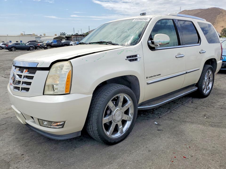 64096096 :رقم المزاد ، 1GYEC638X7R334490 vin ، 2007 Cadillac Escalade مزاد بيع