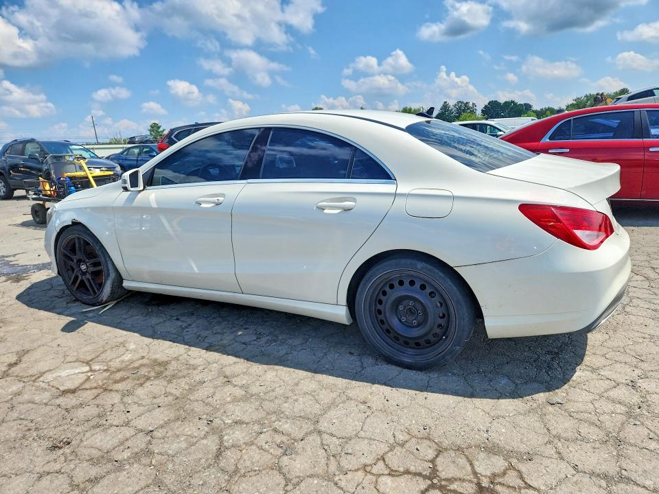 64109806 :رقم المزاد ، WDDSJ4EB5HN499406 vin ، 2017 Mercedes-benz Cla مزاد بيع
