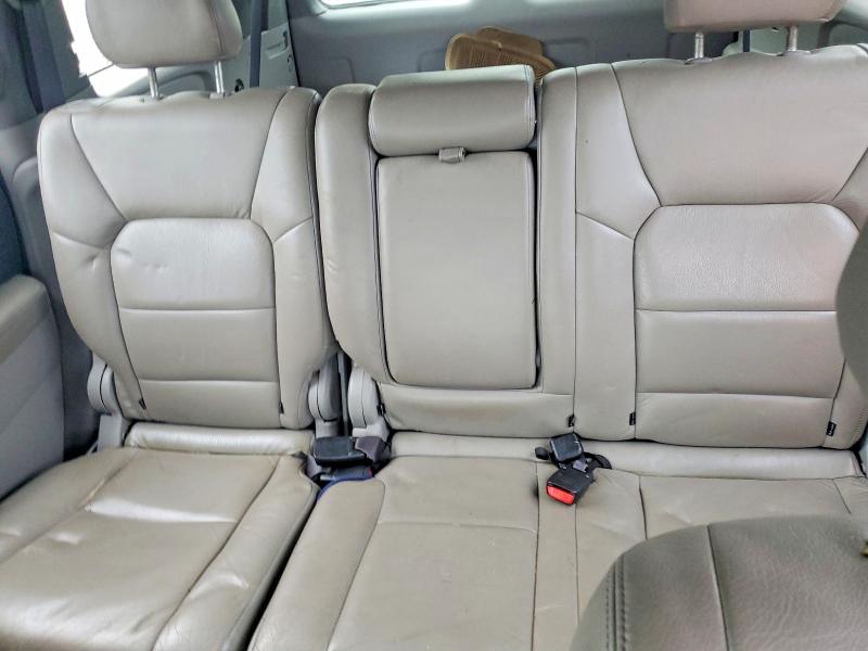 62740356 :رقم المزاد ، 5FNYF3H4XBB017824 vin ، 2011 Honda Pilot مزاد بيع