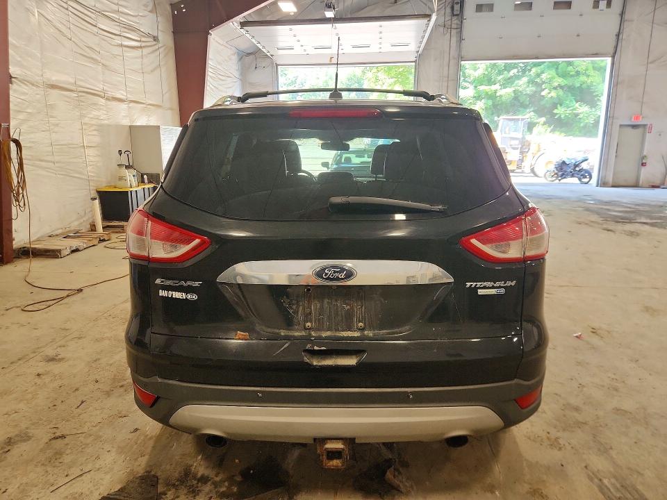 64225116 :رقم المزاد ، 1FMCU9J99GUA01455 vin ، 2016 Ford Escape مزاد بيع