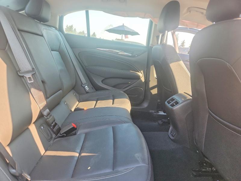 66297066 :رقم المزاد ، W04GR6SX2J1102035 vin ، 2018 Buick Regal مزاد بيع