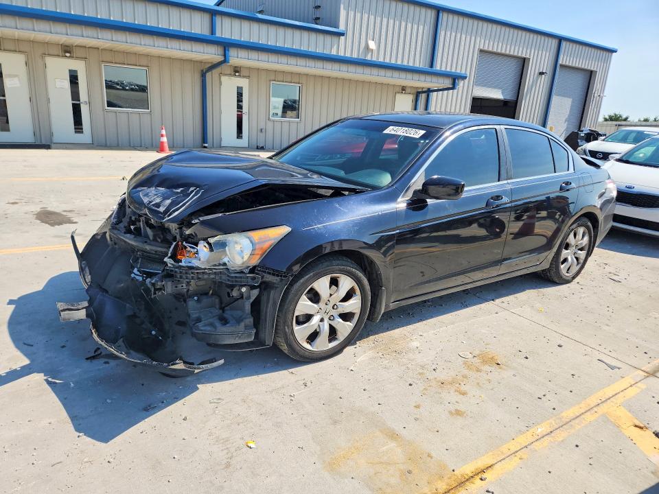 Продаж на аукціоні авто 2008 Honda Accord, vin: 1HGCP268X8A126620, номер лоту: 64018026