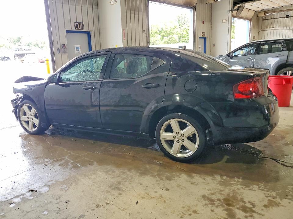 65915986 :رقم المزاد ، 1C3CDZCB3CN133379 vin ، 2012 Dodge Avenger مزاد بيع