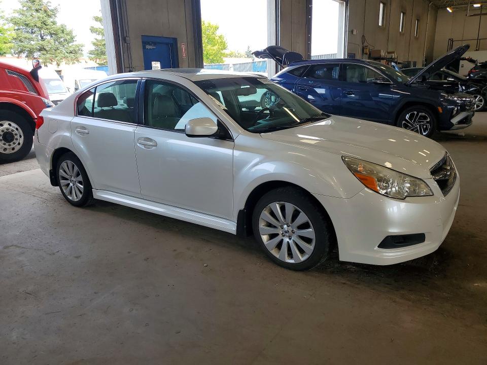 65009586 :رقم المزاد ، 4S3BMBK60B3253704 vin ، 2011 Subaru Legacy مزاد بيع