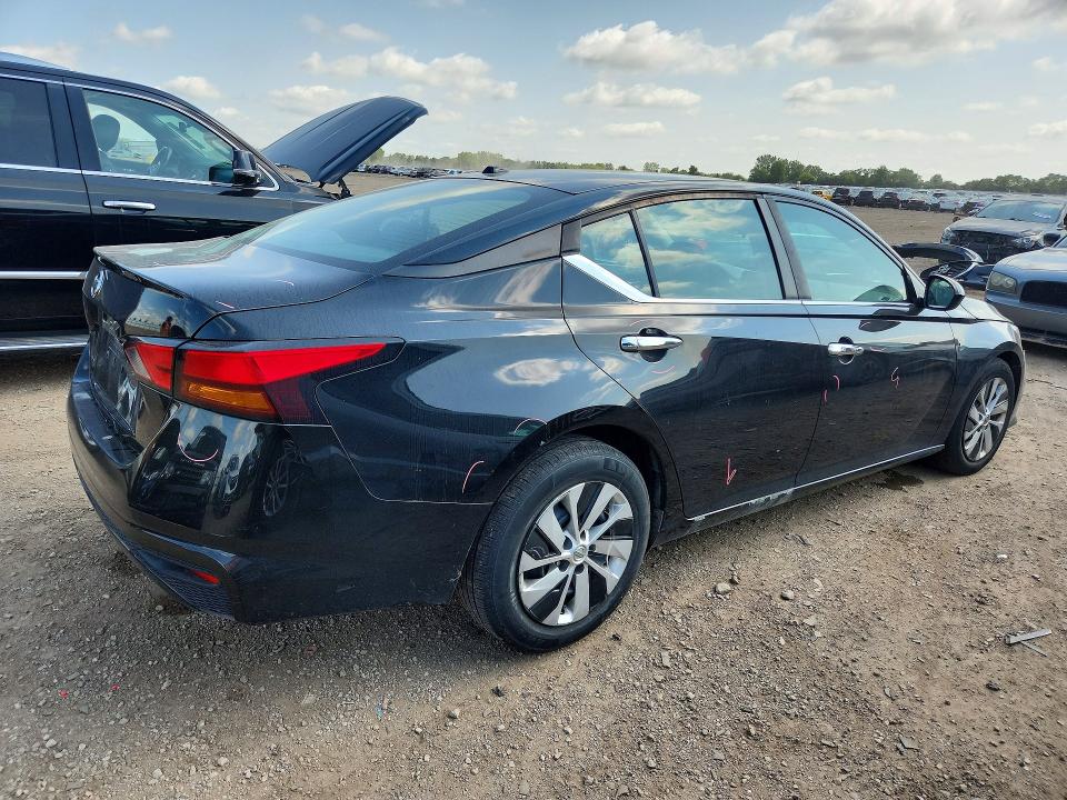 Продаж на аукціоні авто 2019 Nissan Altima, vin: 1N4BL4BV6KC144109, номер лоту: 64024996
