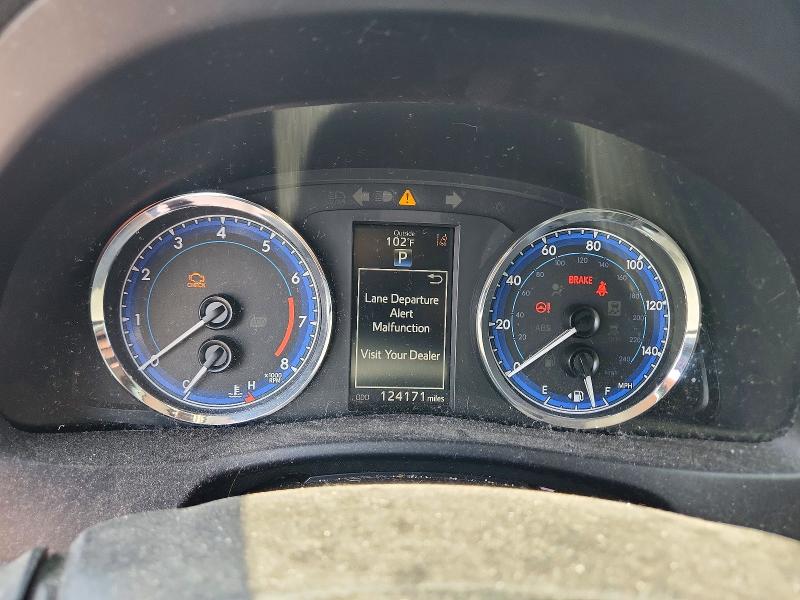 2017 Toyota Corolla მანქანა იყიდება აუქციონზე, vin: 5YFBURHE1HP726713, აუქციონის ნომერი: 66830146