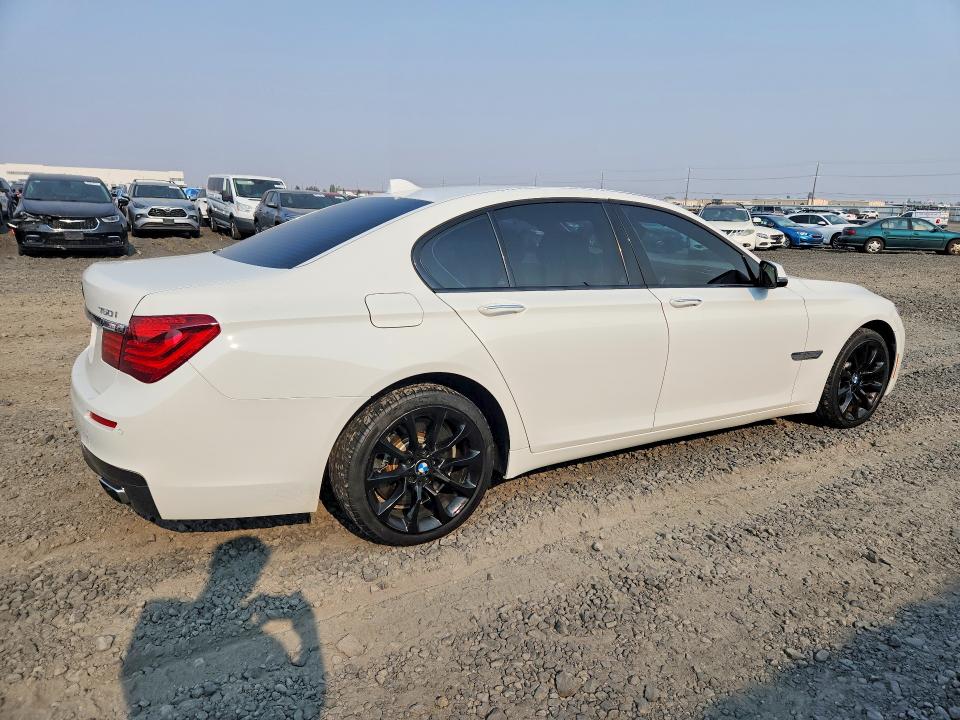 64210666 :رقم المزاد ، WBAYB6C51FG299230 vin ، 2015 Bmw 750 مزاد بيع