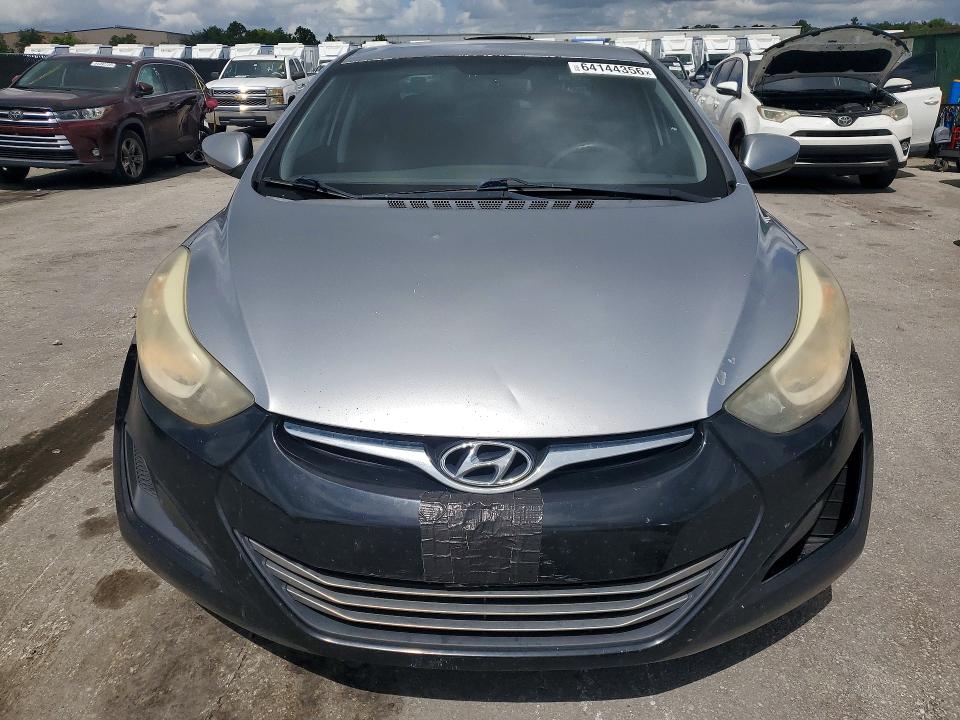 64144356 :رقم المزاد ، 5NPDH4AE5FH579767 vin ، 2015 Hyundai Elantra مزاد بيع
