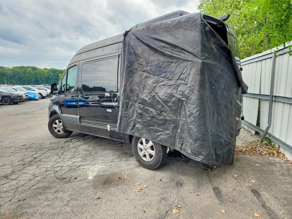 62037496 :رقم المزاد ، W1Z4KFHY4RP663012 vin ، 2024 Mercedes-benz Sprinter مزاد بيع