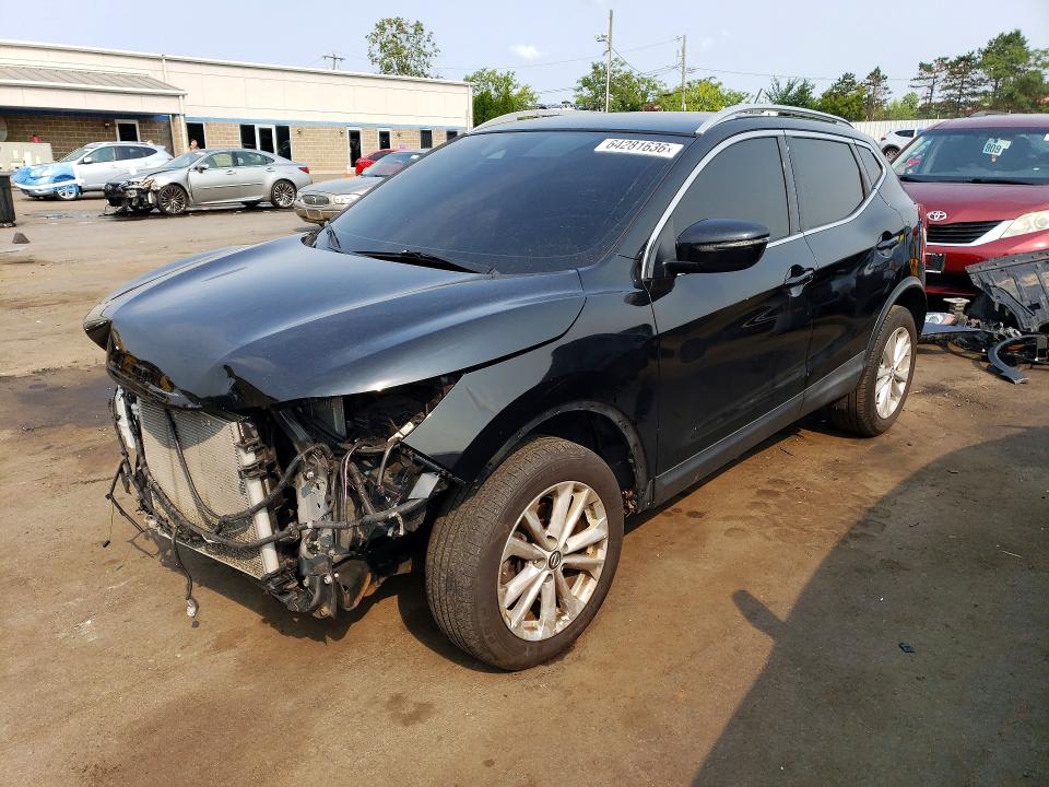 64281636 :رقم المزاد ، JN1BJ1CR8KW624010 vin ، 2019 Nissan Rogue Sport مزاد بيع